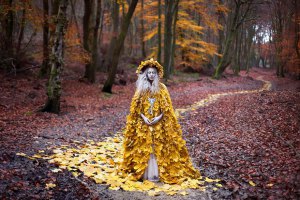 surreal-photography-kirsty-mitchell-2